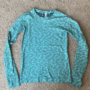 Athleta Momentum Shirt